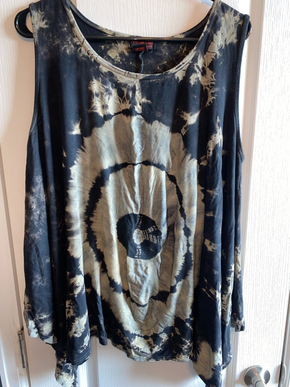 Advance Apparels Black and Cream Tie-Dye Scoop Neck Tank
